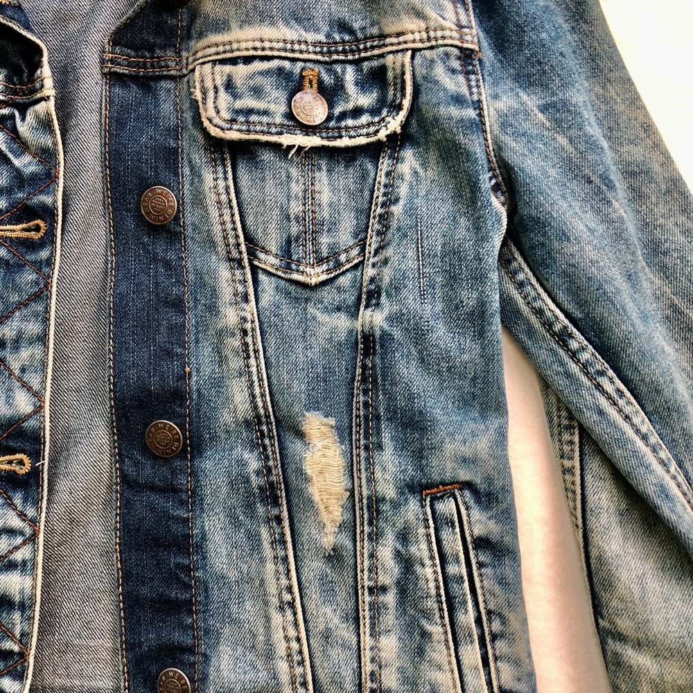 Denim jacket - Picture 3 of 5